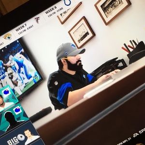 Meet your Posher, Isaac